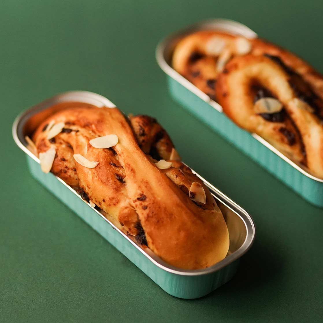 Small Almond Pastry small-pastry-left